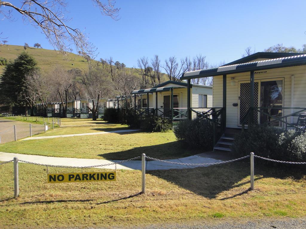 Gundagai Cabins & Tourist Park Eksteriør billede