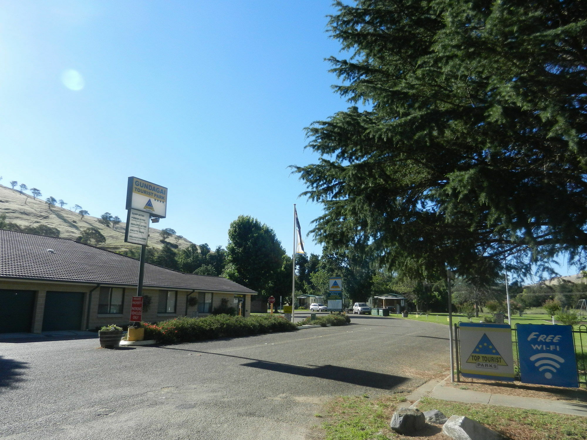 Gundagai Cabins & Tourist Park Eksteriør billede